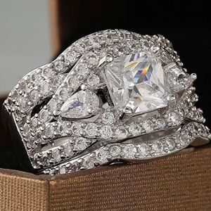 Luxurious Wedding Ring Set square center stone